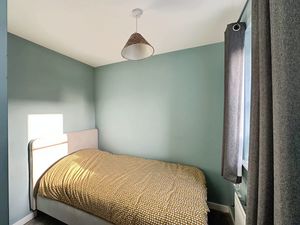 Photo 5- click for photo gallery